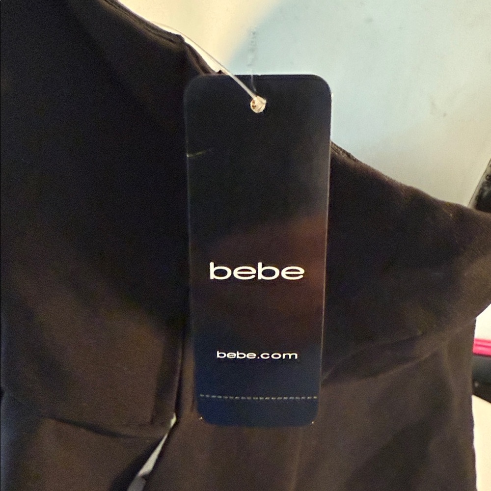 bebe NWT Black Halter Top with Gold Chain Straps - Picture 4 of 5